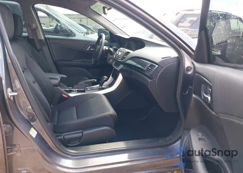 2015 Honda Accord Sport z USA, uszkodzony, nr VIN 1HGCR2F5XFA107675